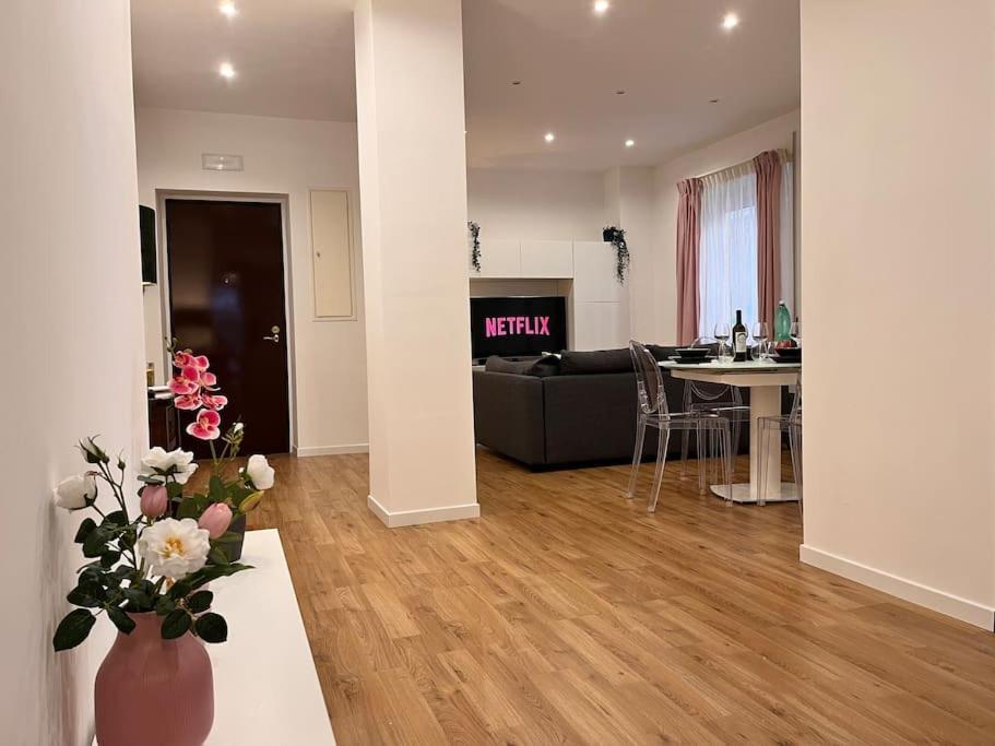 La Casa Di Lillidu - Napoli Most Exclusive Area Apartment ภายนอก รูปภาพ